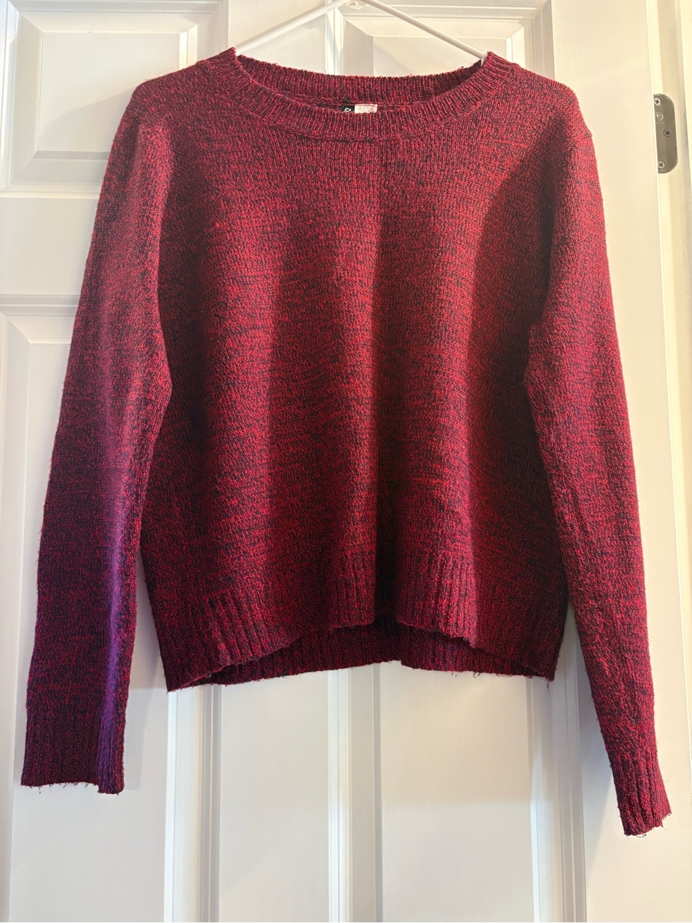 H&M Women's Crewneck Sweater in Burgundy Mix